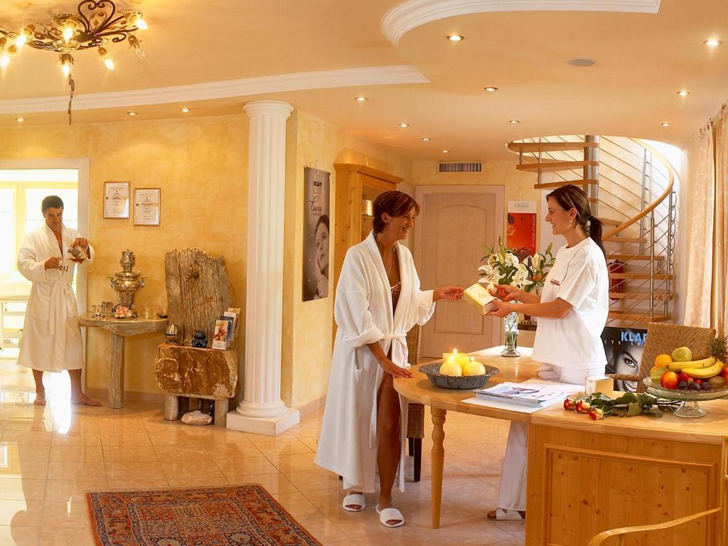 Wohlfuehl & Genusshotel Felsenhof Hotel 4*
