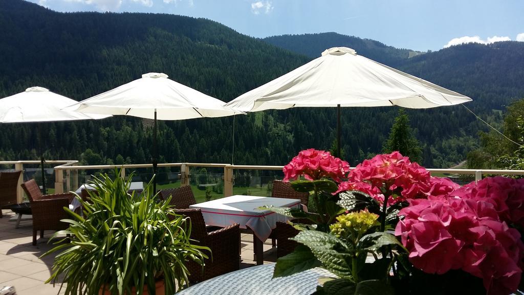 Wohlfuehl & Genusshotel Felsenhof Hotel 4*