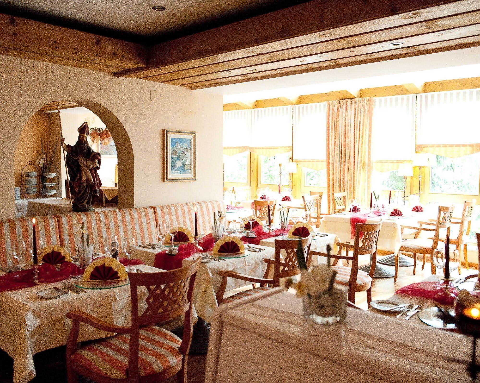 Wohlfuehl & Genusshotel Felsenhof Hotel 4*
