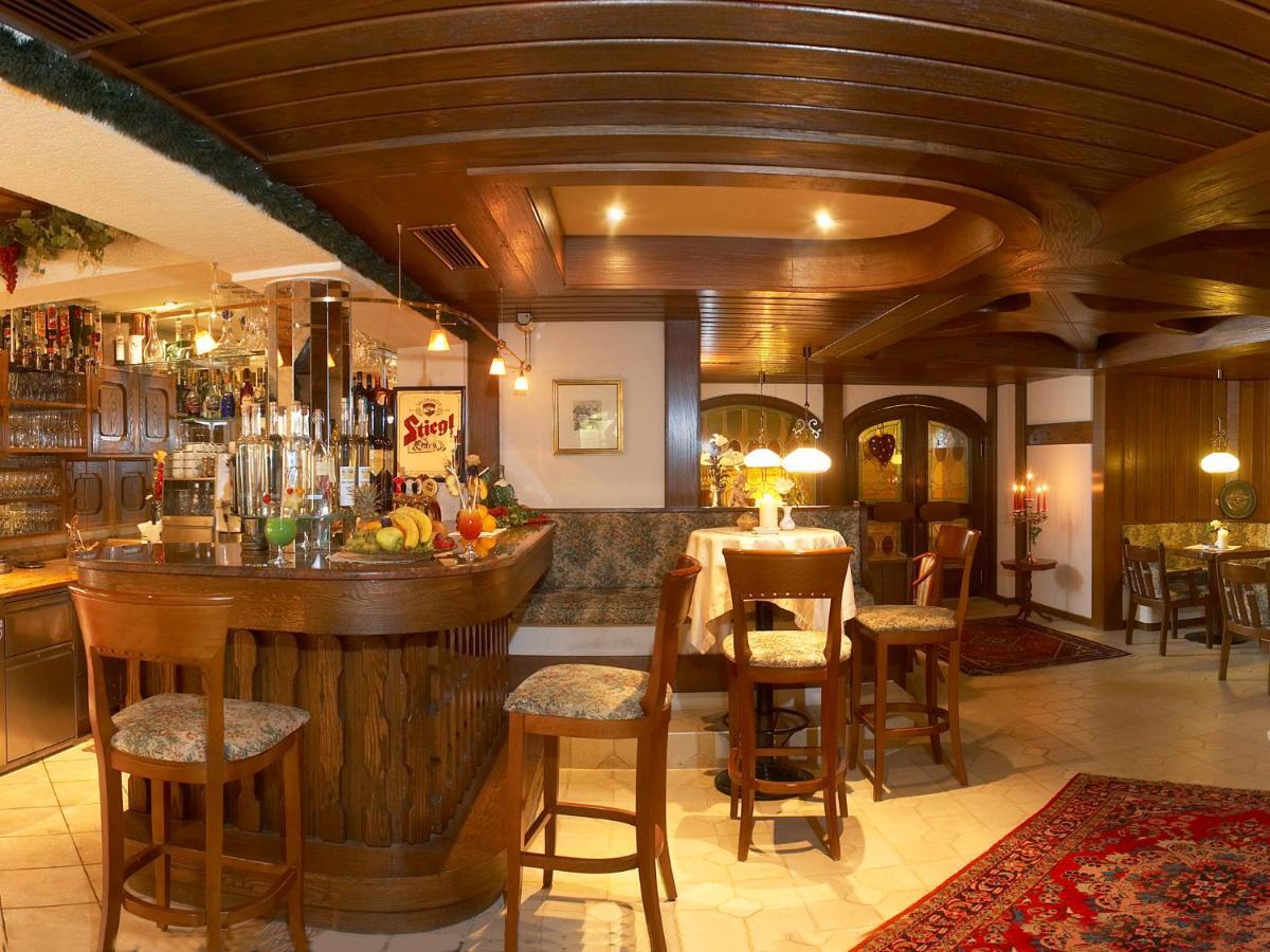 Wohlfuehl & Genusshotel Felsenhof 4*